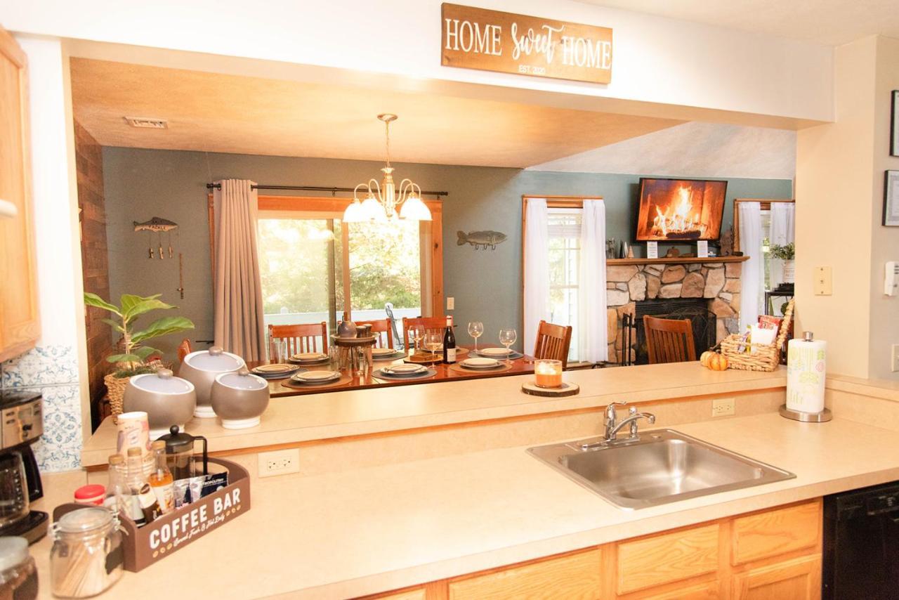 Camelback Private Home Located Behind Waterpark & Ski Lift Tannersville Exterior photo